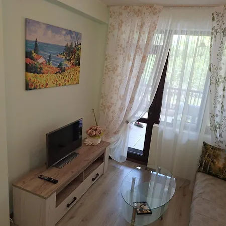 Apartment102 Paradise Apartament Primorsko